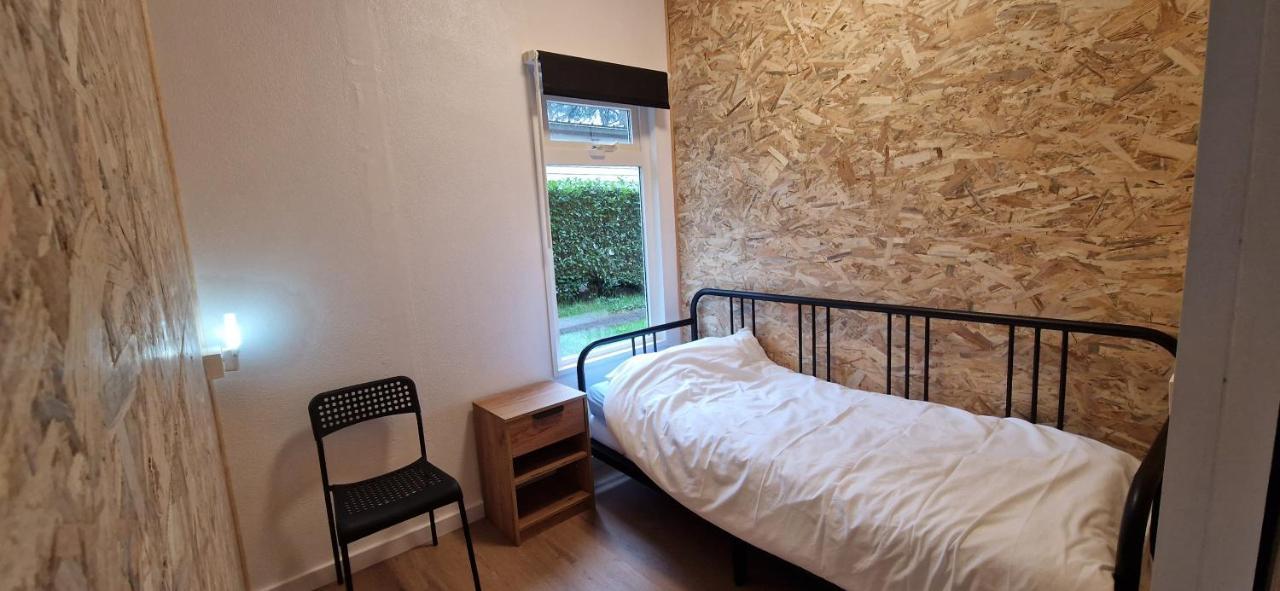 " Casitacuriosa " Chalet Op Camping Met Buitenzwembad Balen Exterior photo